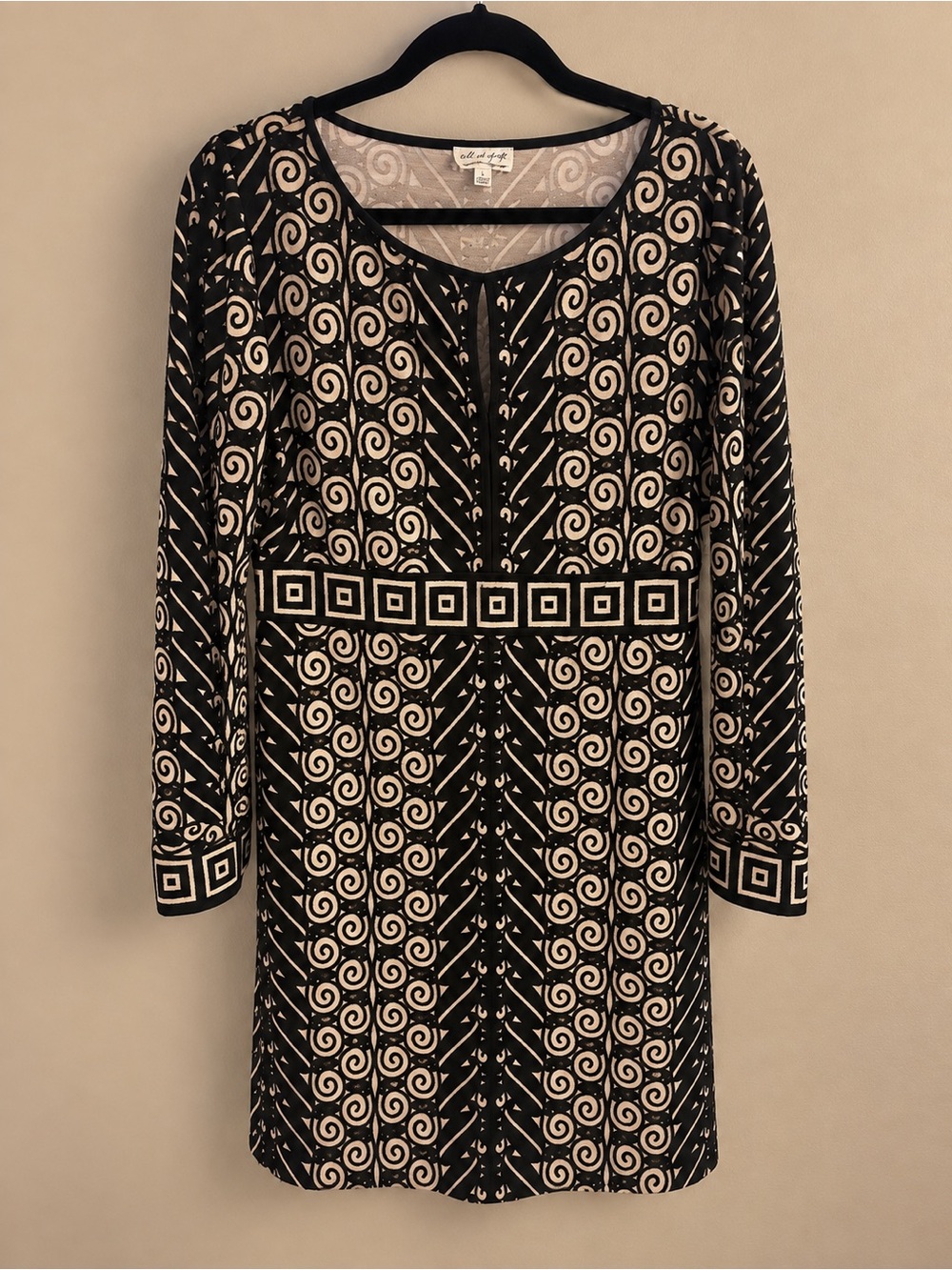 Elliatt Black and Cream Geometric Midi Dress
